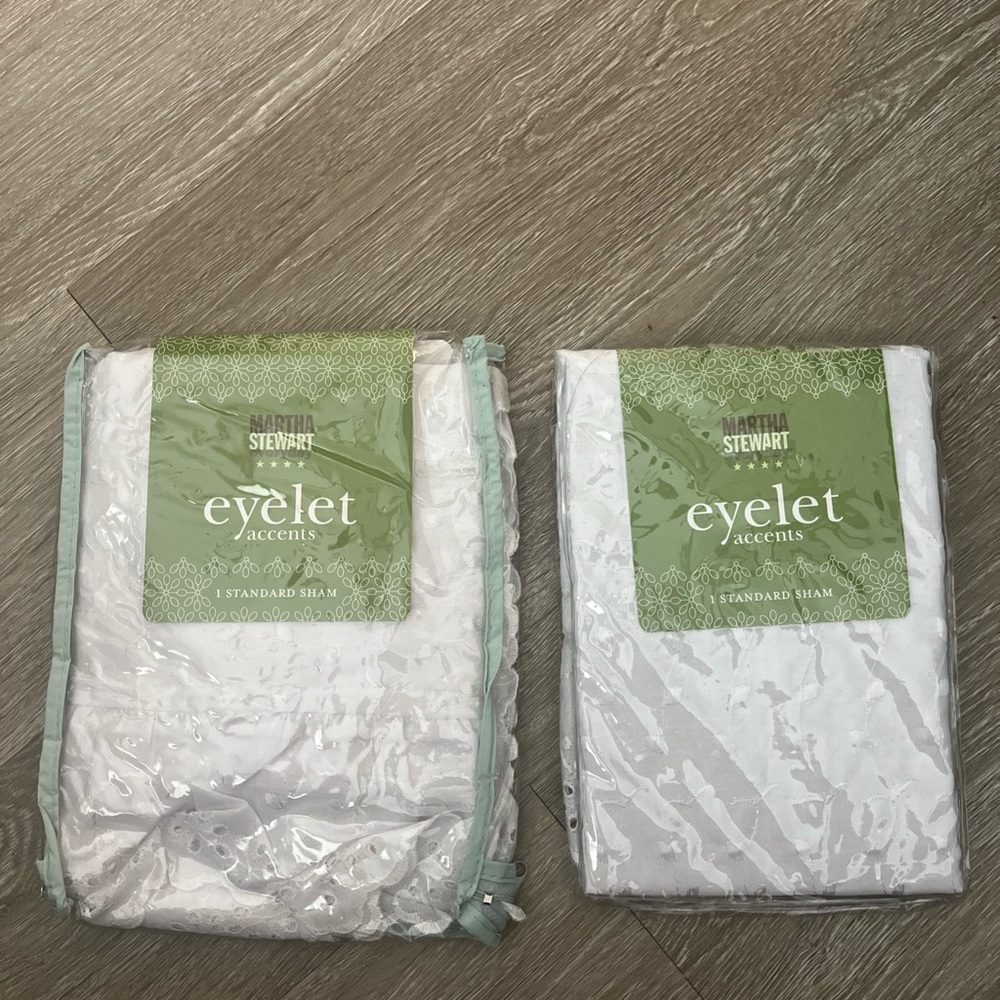 Martha Stewart Eyelet Accents White Pillow sham standard